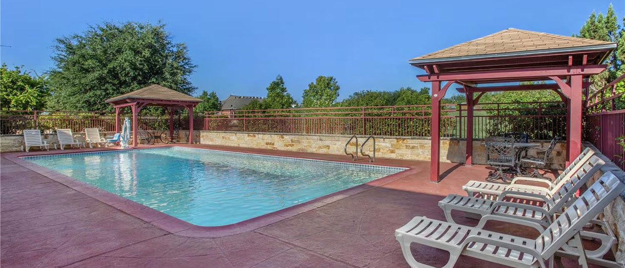 Refreshing Outdoor Pool